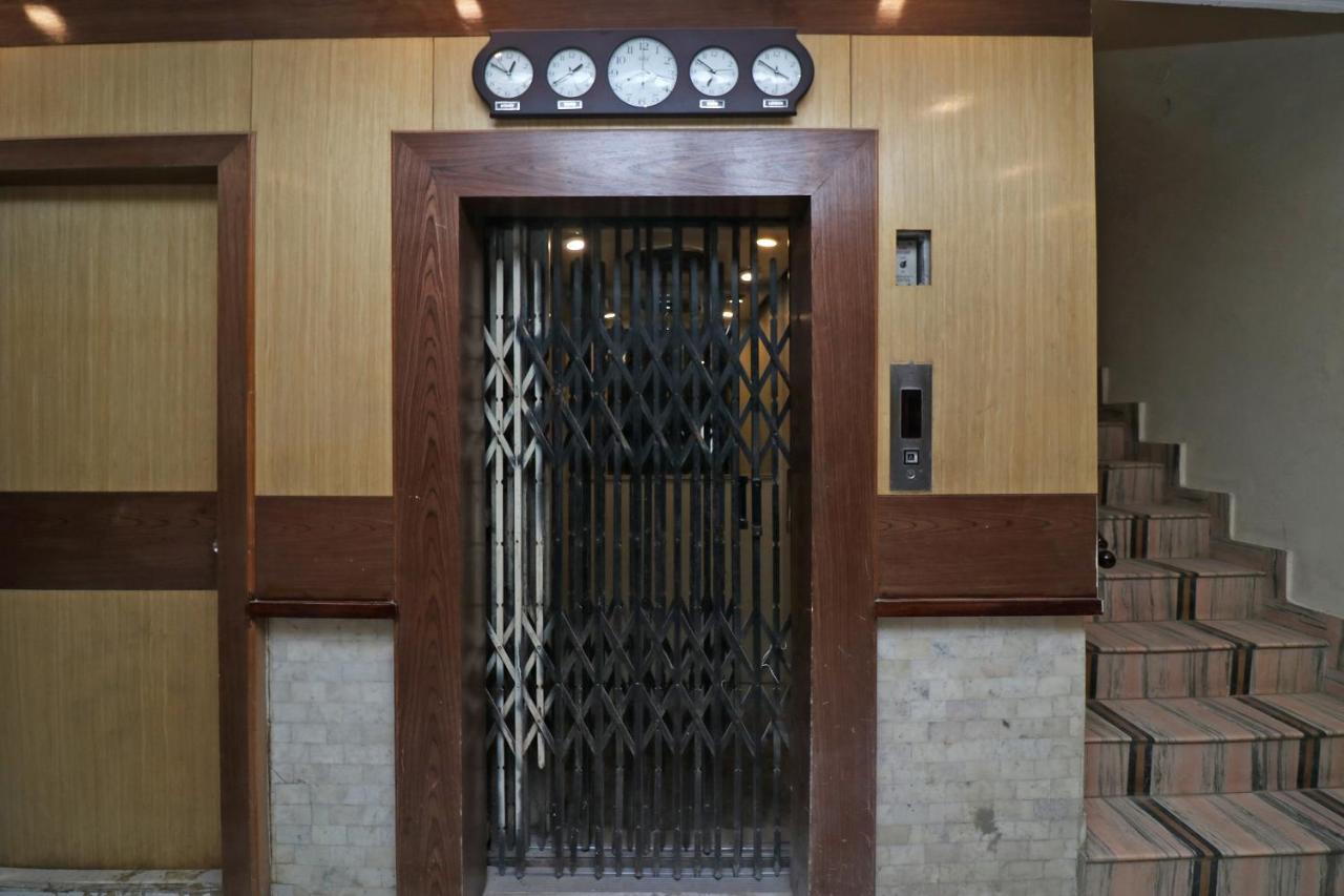 Hotel Oyo Flagship 19301 Mezbaan International Naka Hindola Lucknow Exterior foto